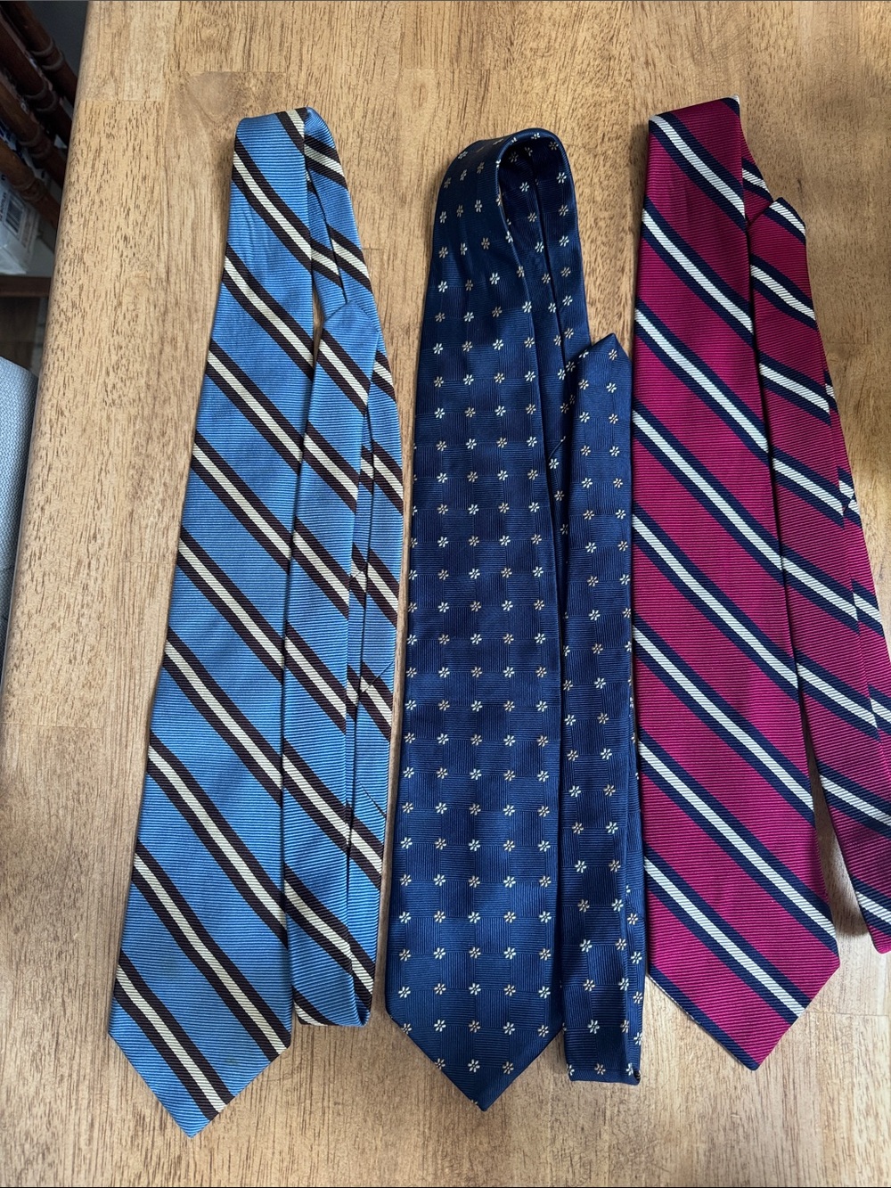Brooks Brothers Classic Men's Blue Striped and Patterned Tie Set of 3 - Picture 6 of 6